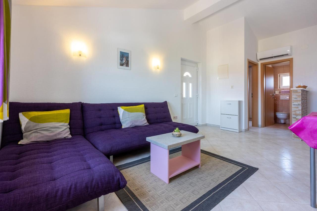 Apartmani Jaric Novi Vinodolski Exterior foto