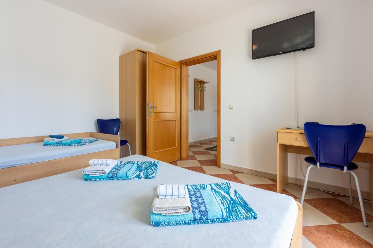 Apartmani Jaric Novi Vinodolski Exterior foto