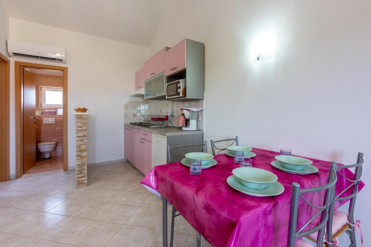 Apartmani Jaric Novi Vinodolski Exterior foto