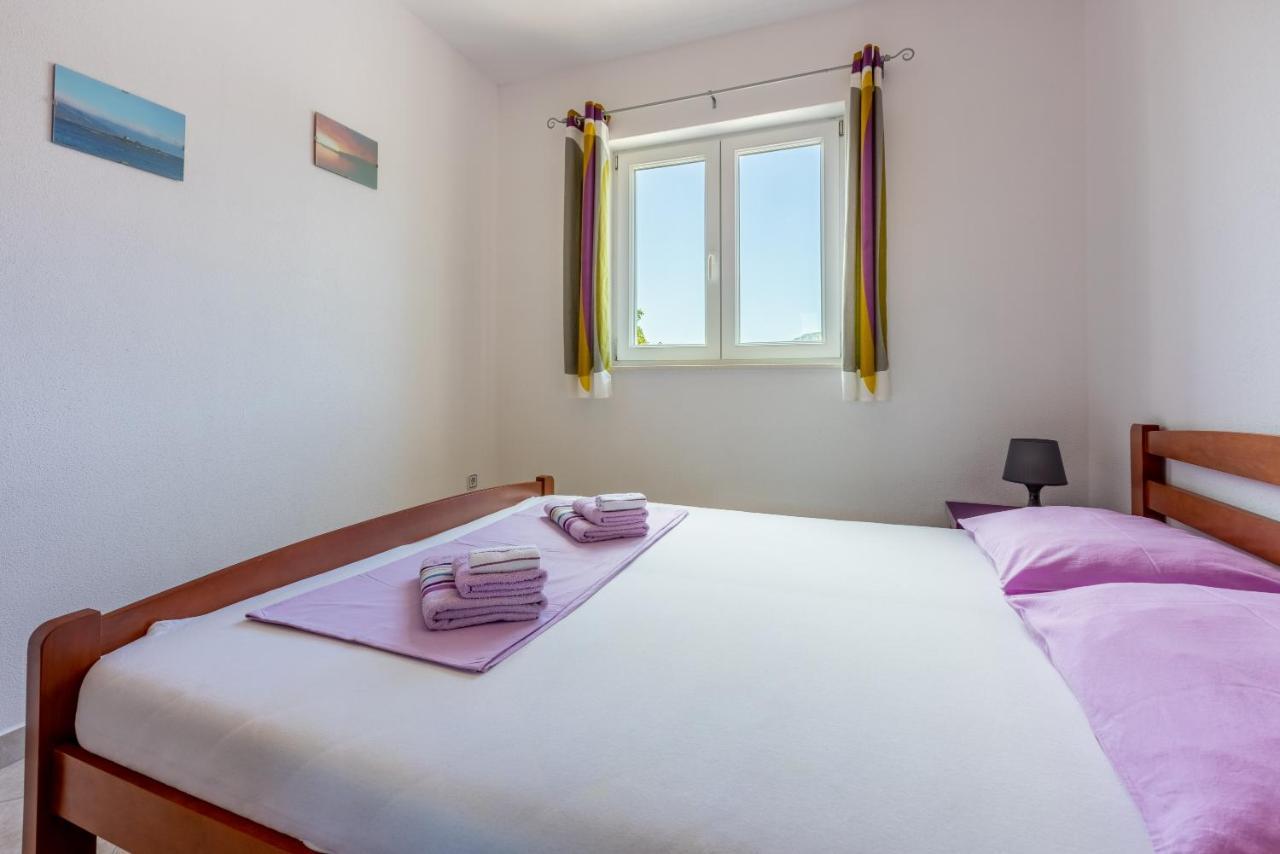 Apartmani Jaric Novi Vinodolski Exterior foto