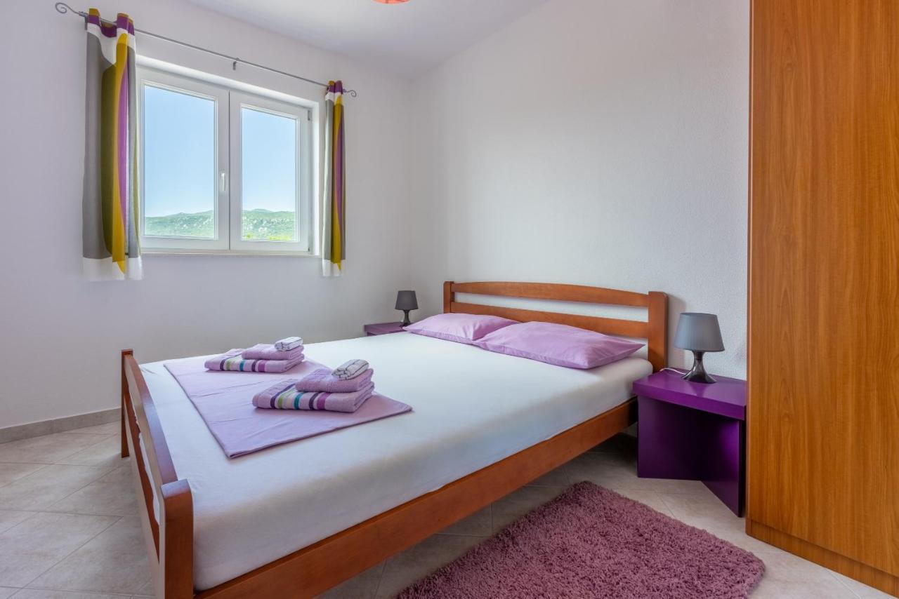 Apartmani Jaric Novi Vinodolski Exterior foto