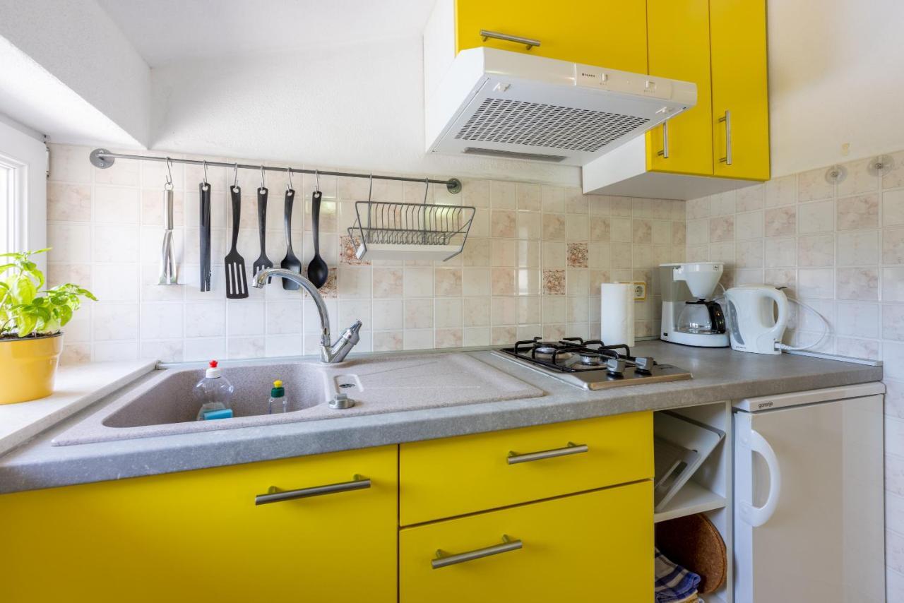Apartmani Jaric Novi Vinodolski Exterior foto