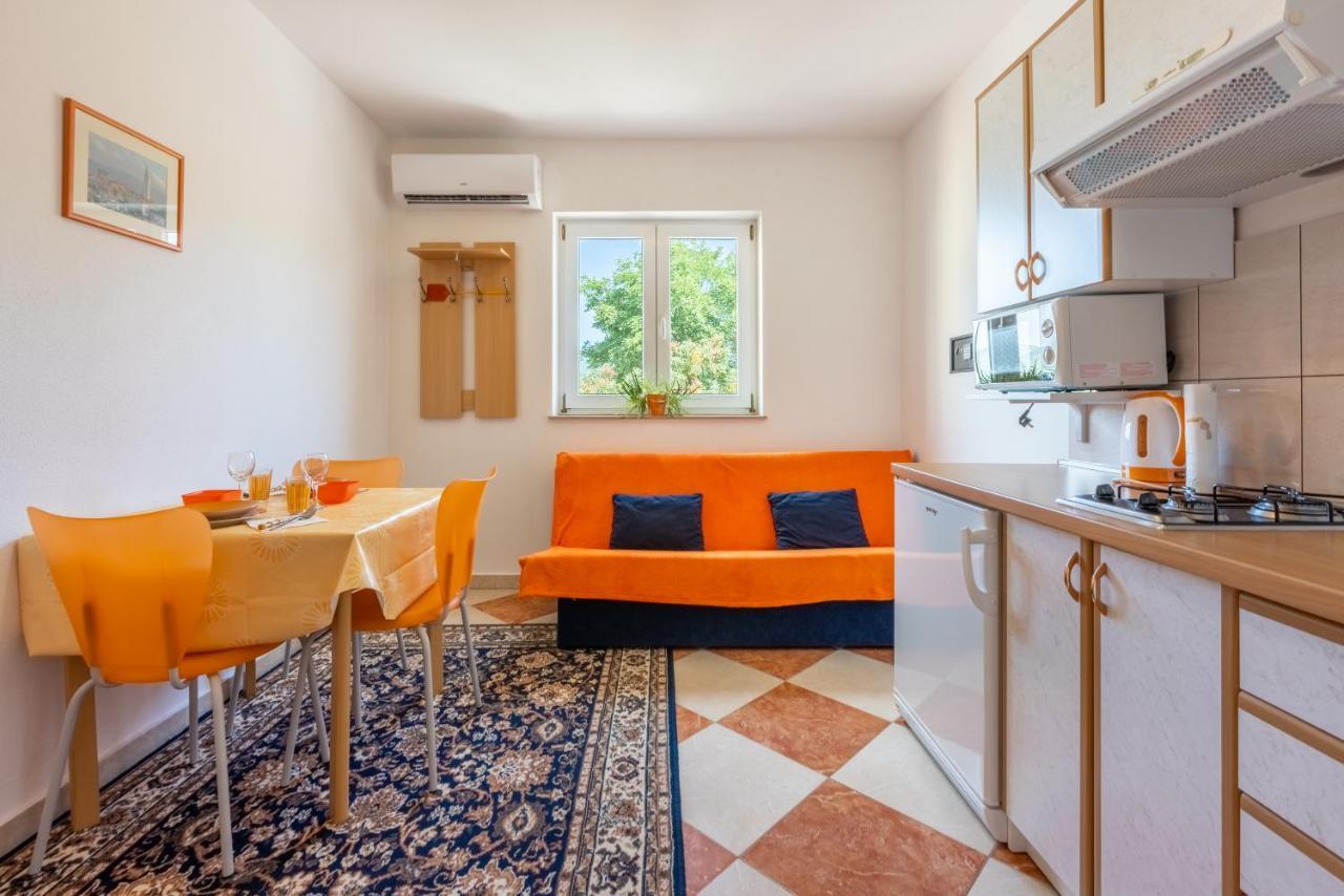 Apartmani Jaric Novi Vinodolski Exterior foto