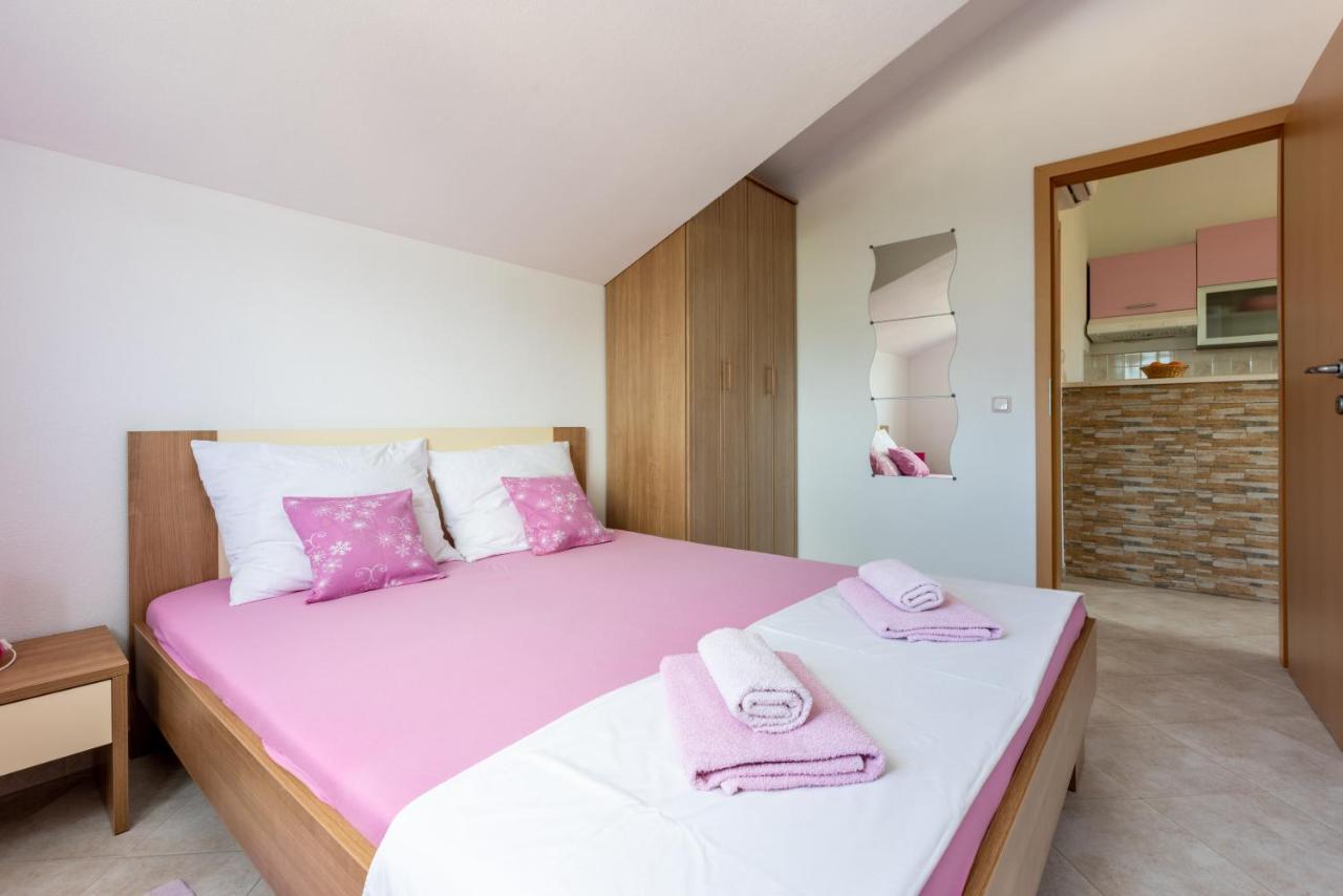 Apartmani Jaric Novi Vinodolski Exterior foto