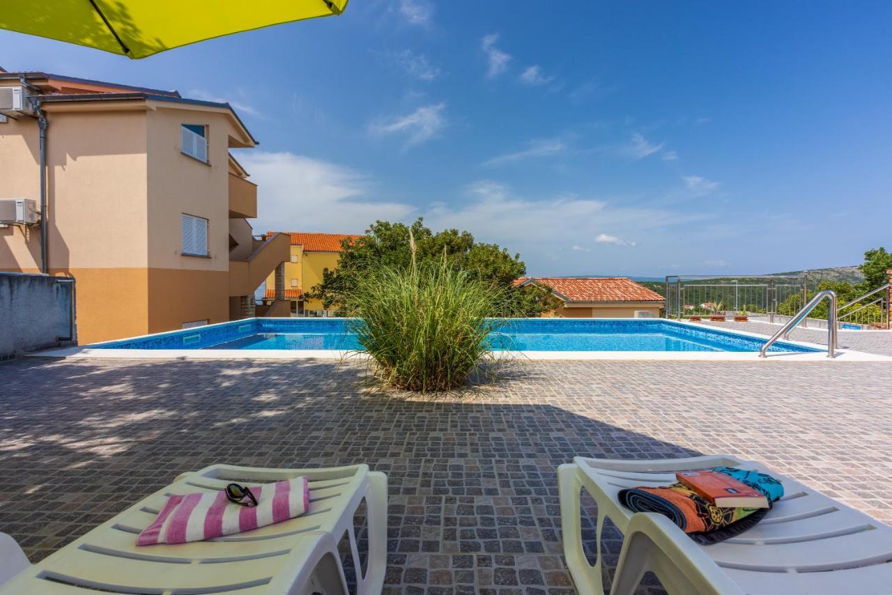 Apartmani Jaric Novi Vinodolski Exterior foto