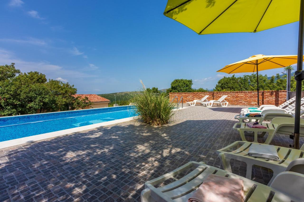Apartmani Jaric Novi Vinodolski Exterior foto
